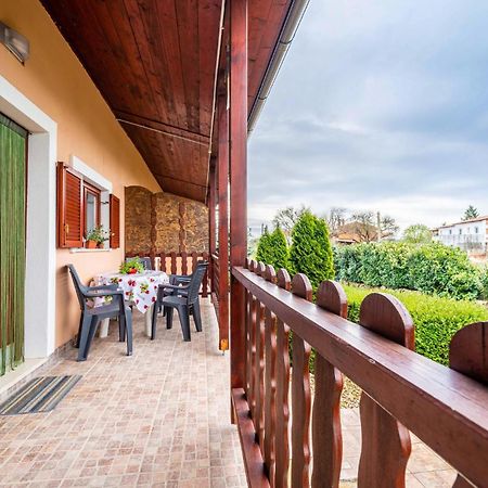 Amazing Apartment In Krnica With Kitchen Luaran gambar